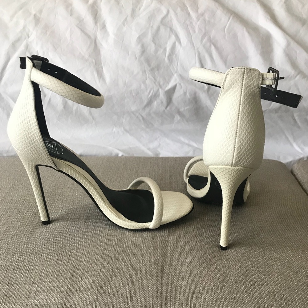White heel sandals